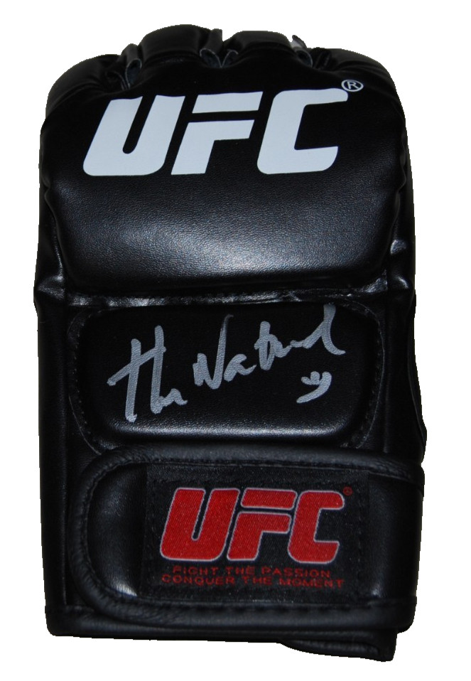 CAIO BORRALHO signed (UFC) The Natural MMA Fighting glove BECKETT BAS BV13296