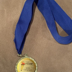 Personally Owned GER SCHWEDES SIGNED SYRACUSE SPORTS HOF INDUCTION MEDAL FOOTBAL