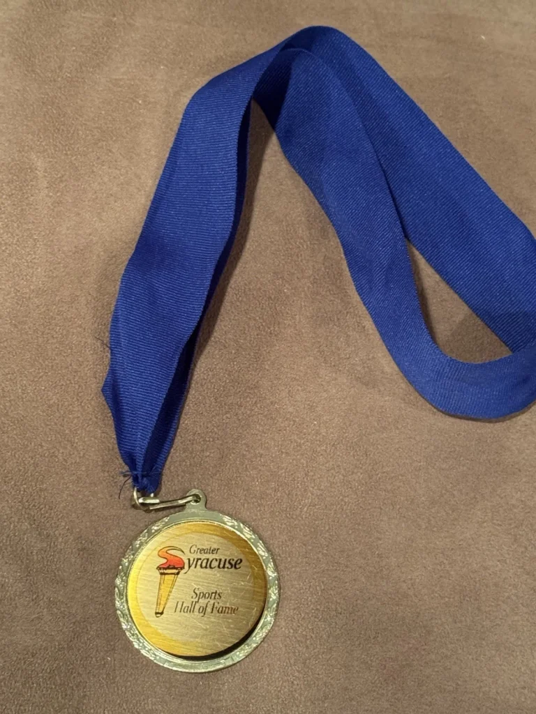 Personally Owned GER SCHWEDES SIGNED SYRACUSE SPORTS HOF INDUCTION MEDAL FOOTBAL