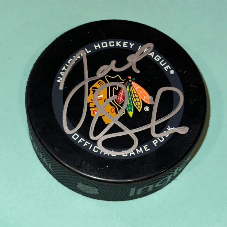 JOEL QUENNEVILLE Signed Chicago BLACKHAWKS Official GAME Puck Beckett (BAS)