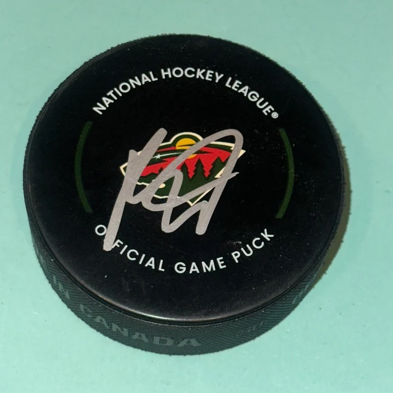 KIRILL KAPRIZOV Signed Minnesota WILD Official GAME Puck Beckett (BAS)