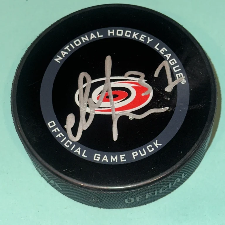 ANDREI SVECHNIKOV Signed Carolina HURRICANES Official GAME Puck Beckett Auth BAS