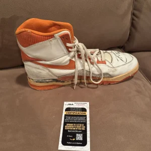 Personally Owned Derrick Coleman Syracuse Basketball Signed Shoe G/U JSA