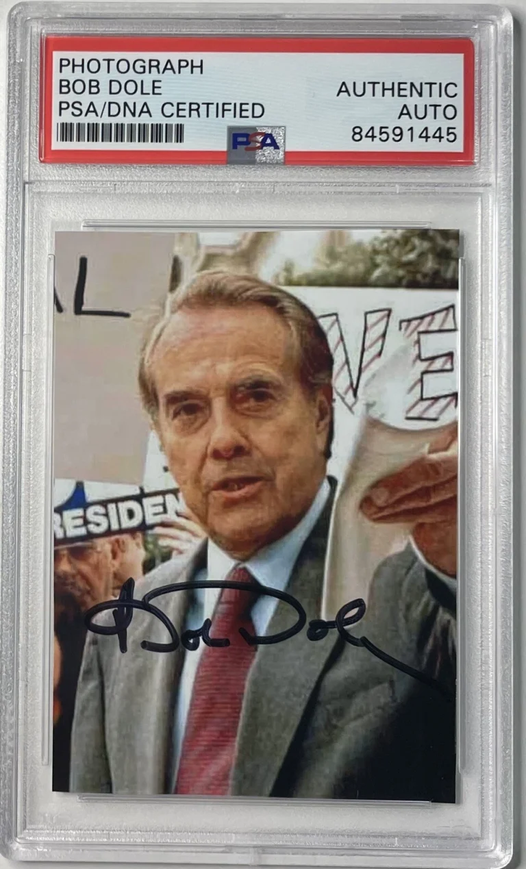 SENATOR ROBERT BOB DOLE SIGNED PHOTOGRAPH PSA DNA AUTOGRAPH PICTURE