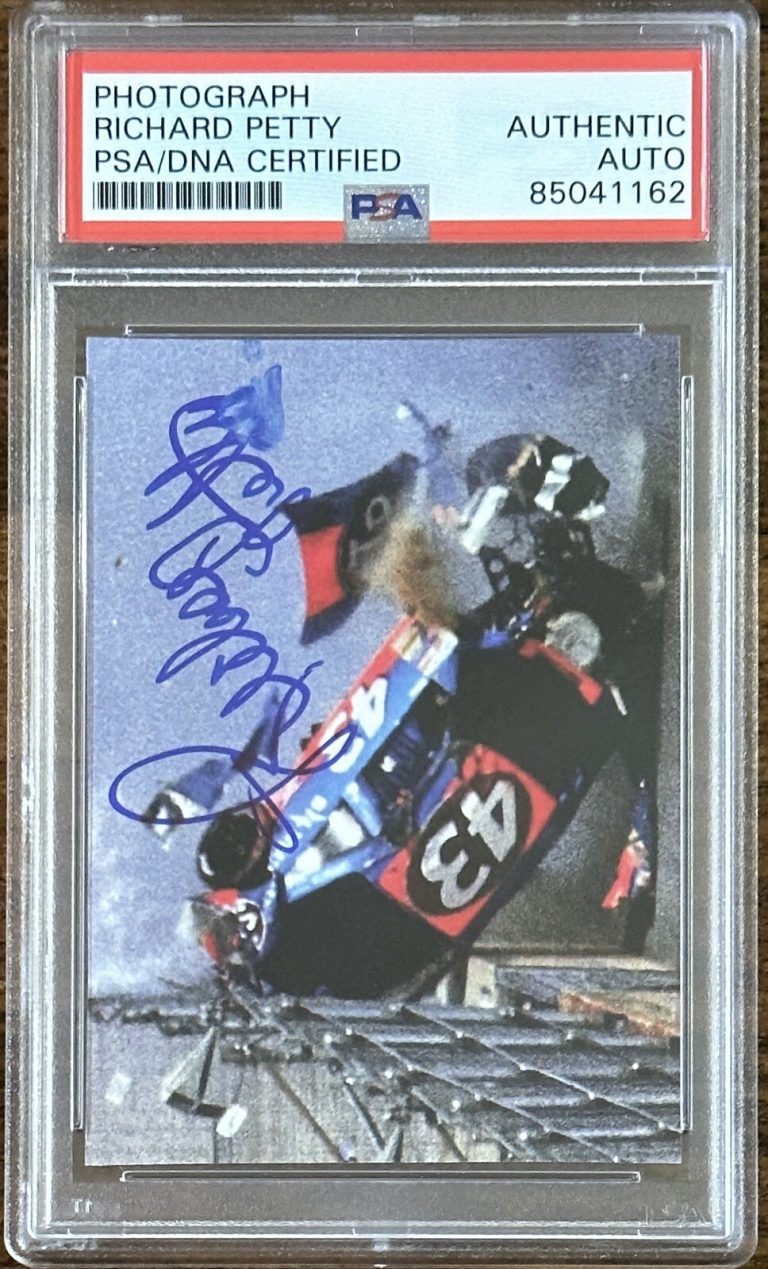 RICHARD PETTY NASCAR CRASH SIGNED PHOTOGRAPH AUTOGRAPH PSA DNA CERTIFIED PICTURE