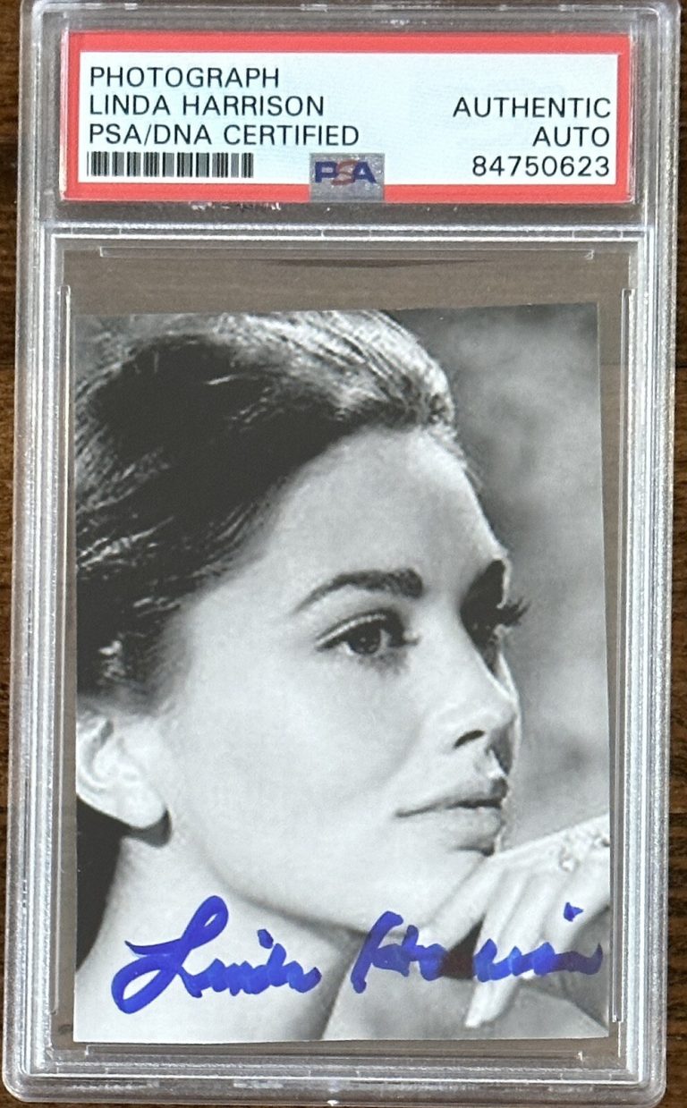 LINDA HARRISON PLANET OF THE APES NOVA AUTOGRAPH PSA DNA COA SIGNED PHOTOGRAPH