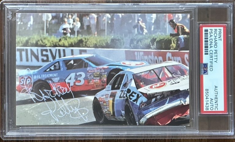 RICHARD PETTY VINTAGE NASCAR CRASH SIGNED PHOTOGRAPH AUTOGRAPH PSA DNA COA