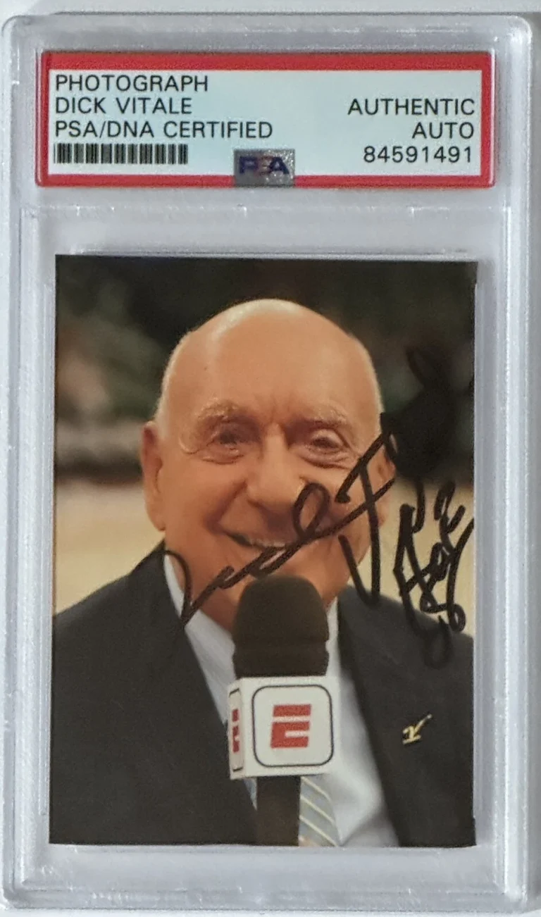 NCAA ANNOUNCER DICK VITALE SIGNED PHOTOGRAPH PSA DNA COA AUTOGRAPH PICTURE HOF