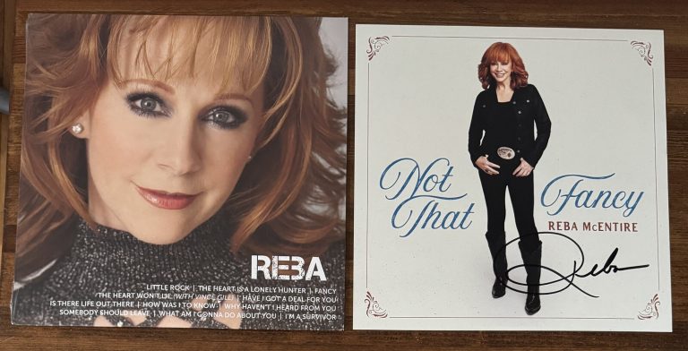 REBA MCENTIRE SIGNED Photograph & Vinyl PSA DNA COA Autograph Country Music HOF