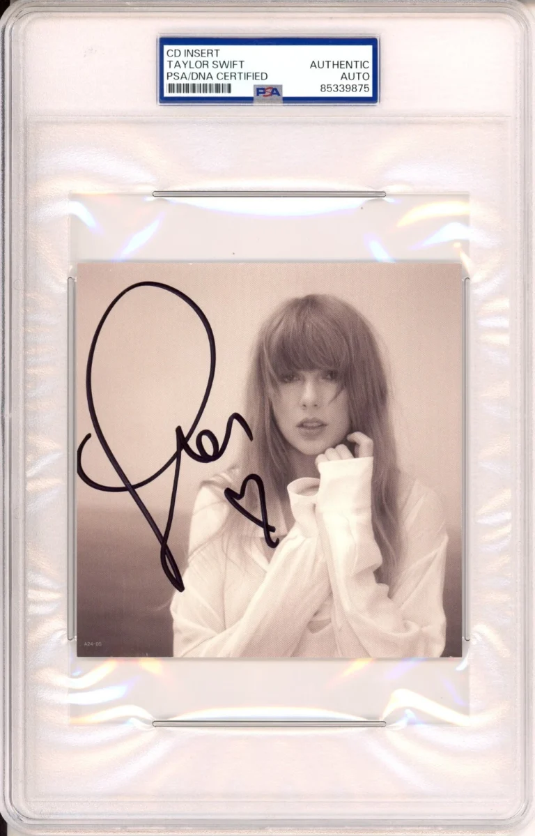 TAYLOR SWIFT Signed Autographed LONG SIG W/ HEART TTPD CD Photograph PSA DNA COA