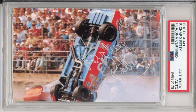 RICHARD PETTY NASCAR CRASH SIGNED PHOTOGRAPH AUTOGRAPHED PSA DNA COA AUTHENTIC