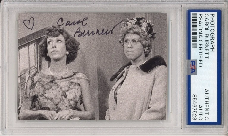 CAROL BURNETT SIGNED BLACK & WHITE SHOW PICTURE PHOTOGRAPH PSA DNA COA AUTOGRAPH