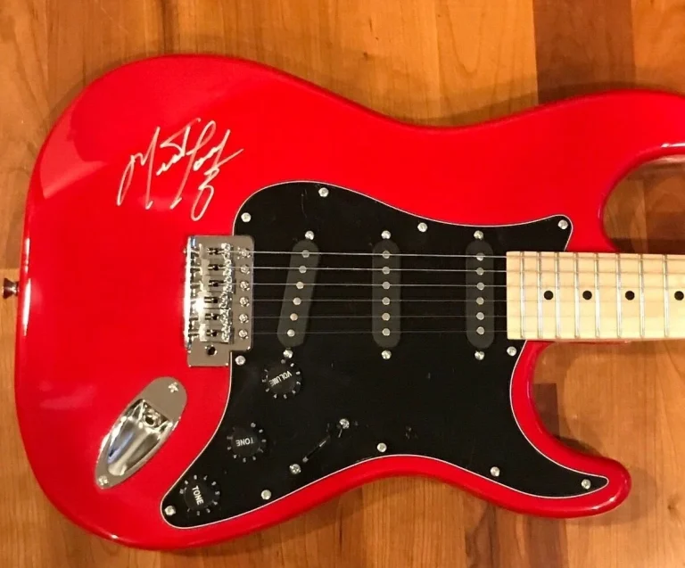 * MEAT LOAF * signed electric guitar * BAT OUT OF HELL * EXACT PROOF * 1