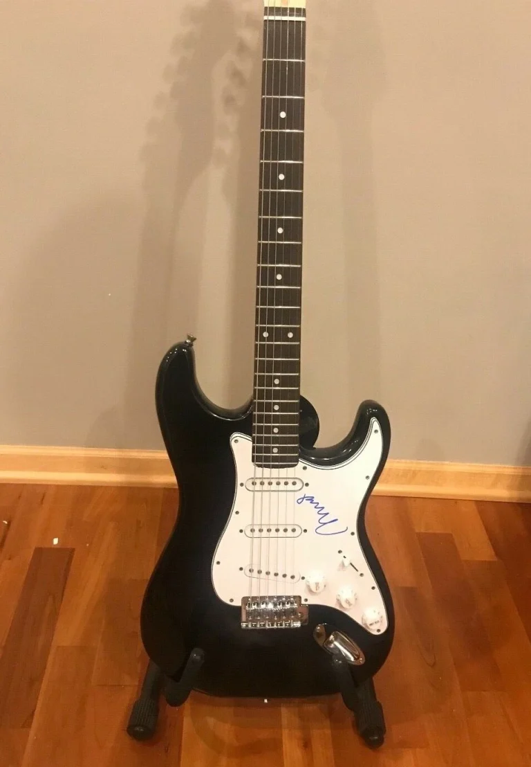 * BOB MOULD * signed autographed electric guitar * HUSKER DU * 2