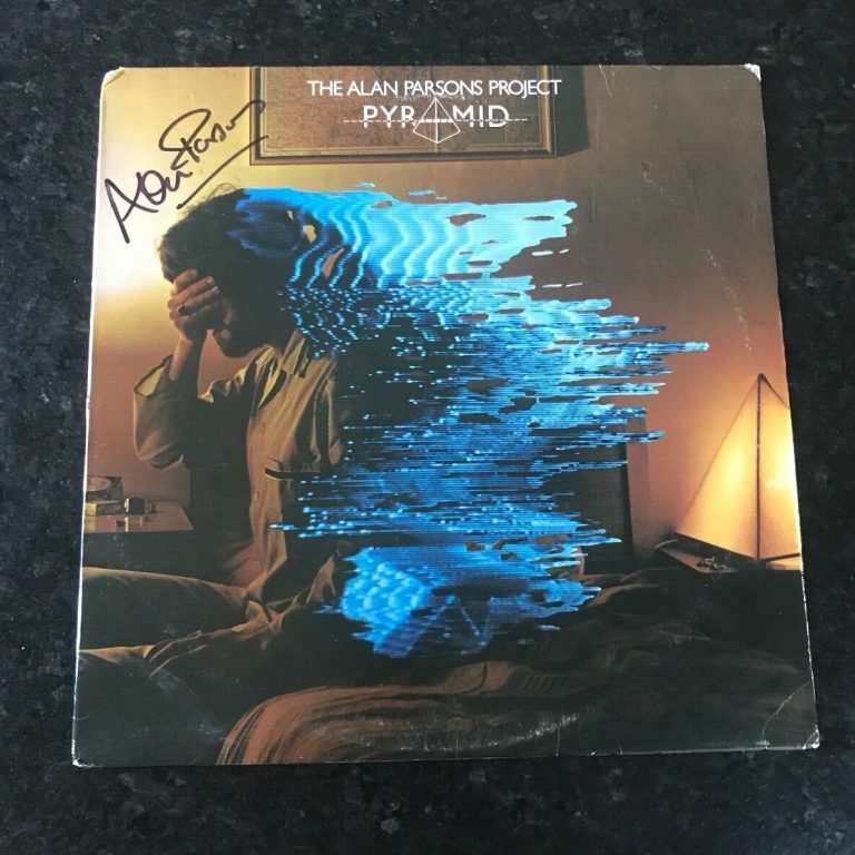* ALAN PARSONS * signed vinyl album * PYRAMID * 1
