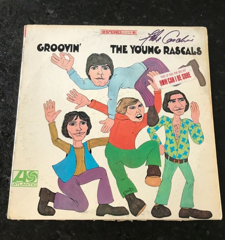 * FELIX CAVALIERE * signed vinyl album * THE YOUNG RASCALS * GROOVIN * 1