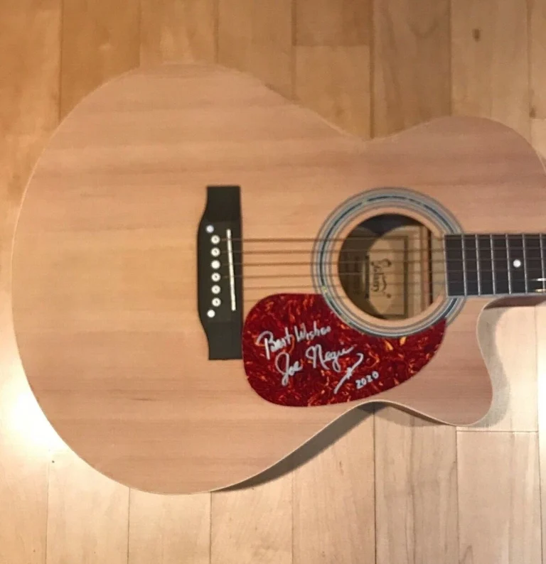 * JOE NEGRI * signed acoustic guitar * MISTER ROGER'S NEIGHBORHOOD * COA * 2