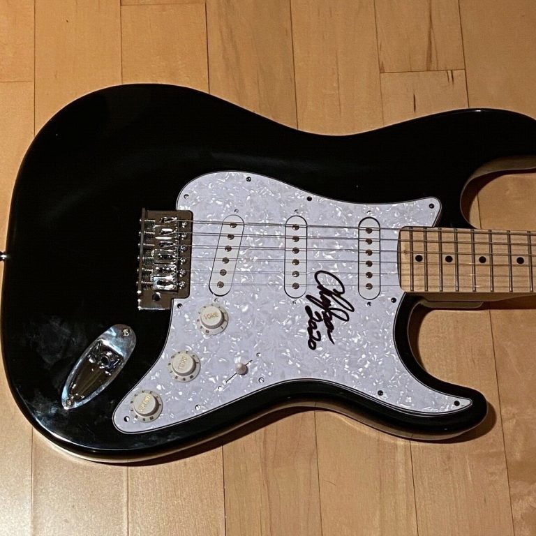 * CHRIS JASPER * signed electric guitar * ISLEY BROTHERS * COA * 2