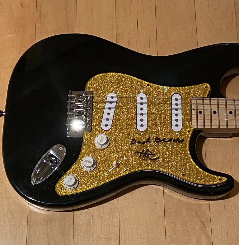 * H.R. * signed electric guitar * BAD BRAINS * HUMAN RIGHTS * COA * 4