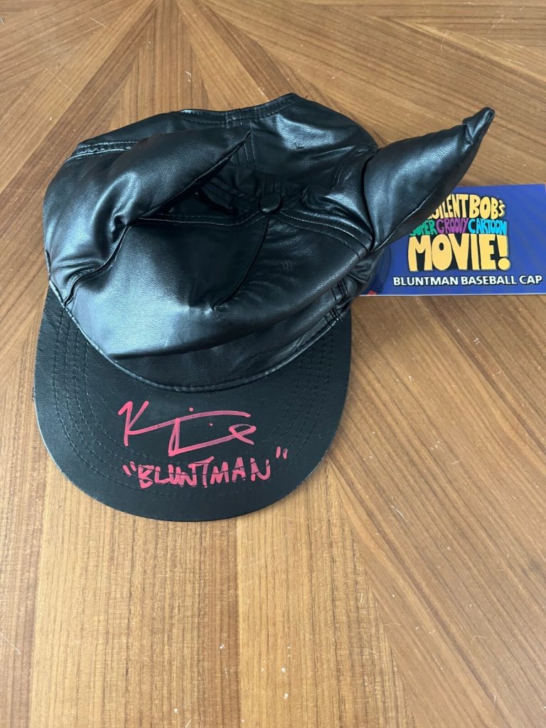 * KEVIN SMITH * SIGNED HAT * BLUNTMAN * JAY & SILENT BOB * PROOF * 1 COLLECTIBLE MEMORABILIA