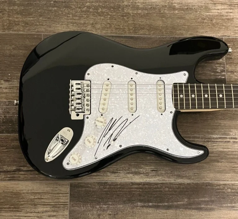 * JORDAN DAVIS * signed electric guitar * BUY DIRT * COA * 2