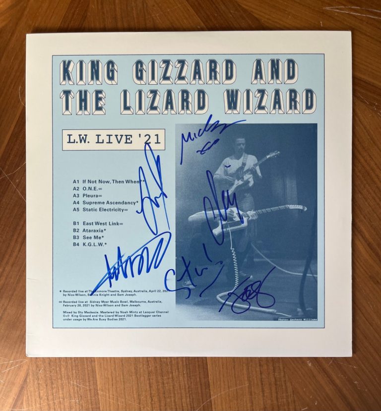 * KING GIZZARD & THE LIZARD WIZARD * signed album * L.W. LIVE 21 * 1