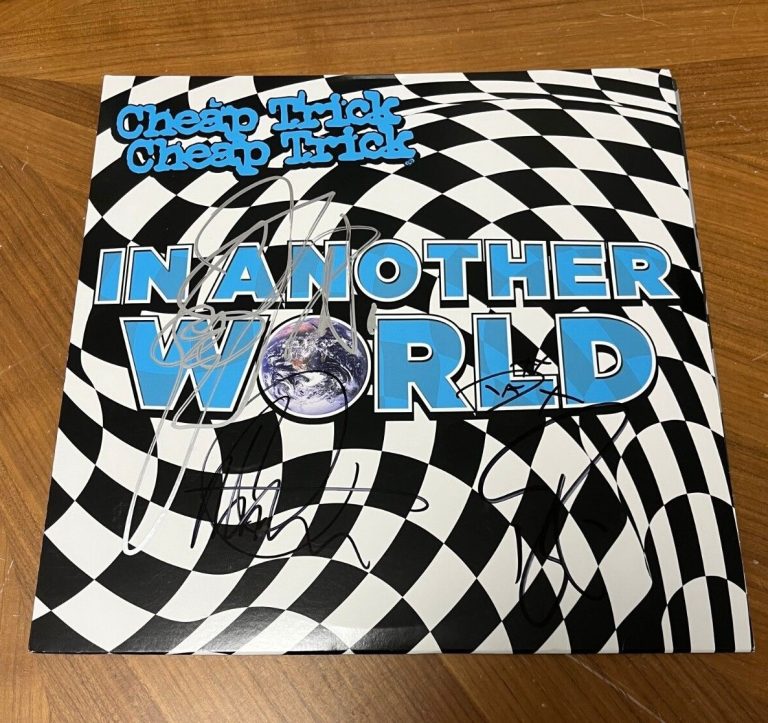 * CHEAP TRICK * signed album * IN ANOTHER WORLD * ROBIN, DAX, RICK & TOM * 1