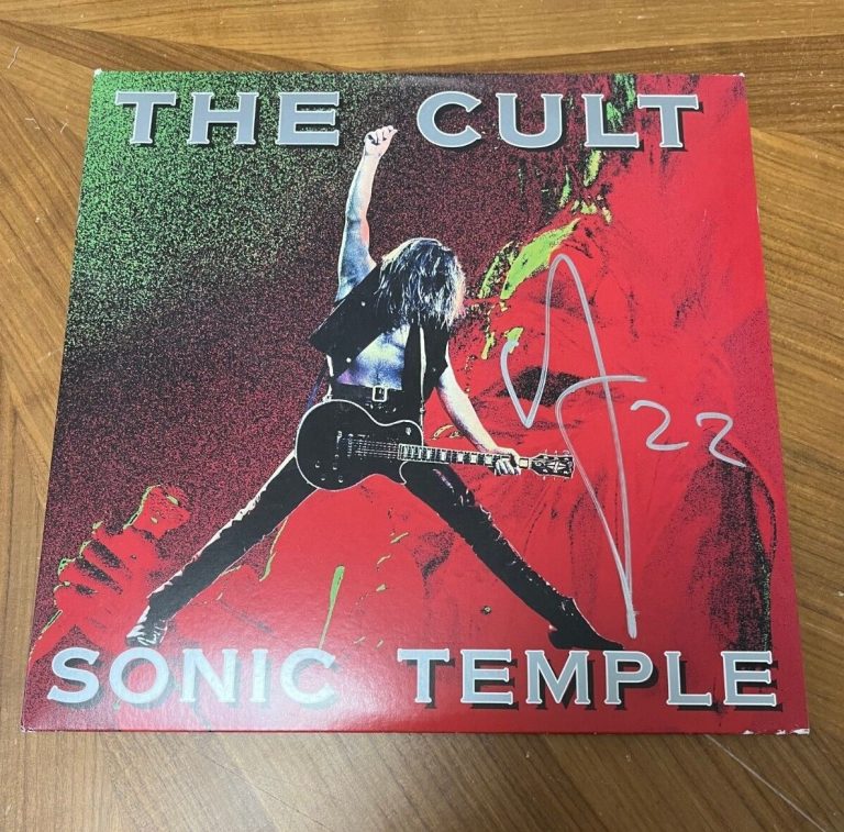 * IAN ASTBURY * signed album * THE CULT * SONIC TEMPLE * 2