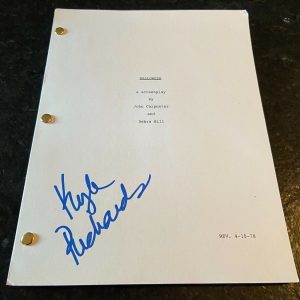 * KYLE RICHARDS * signed movie script * HALLOWEEN  * 2