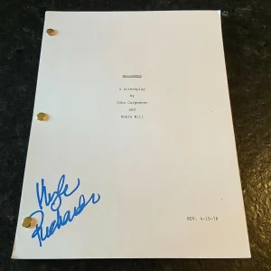 * KYLE RICHARDS * signed movie script * HALLOWEEN  * 3