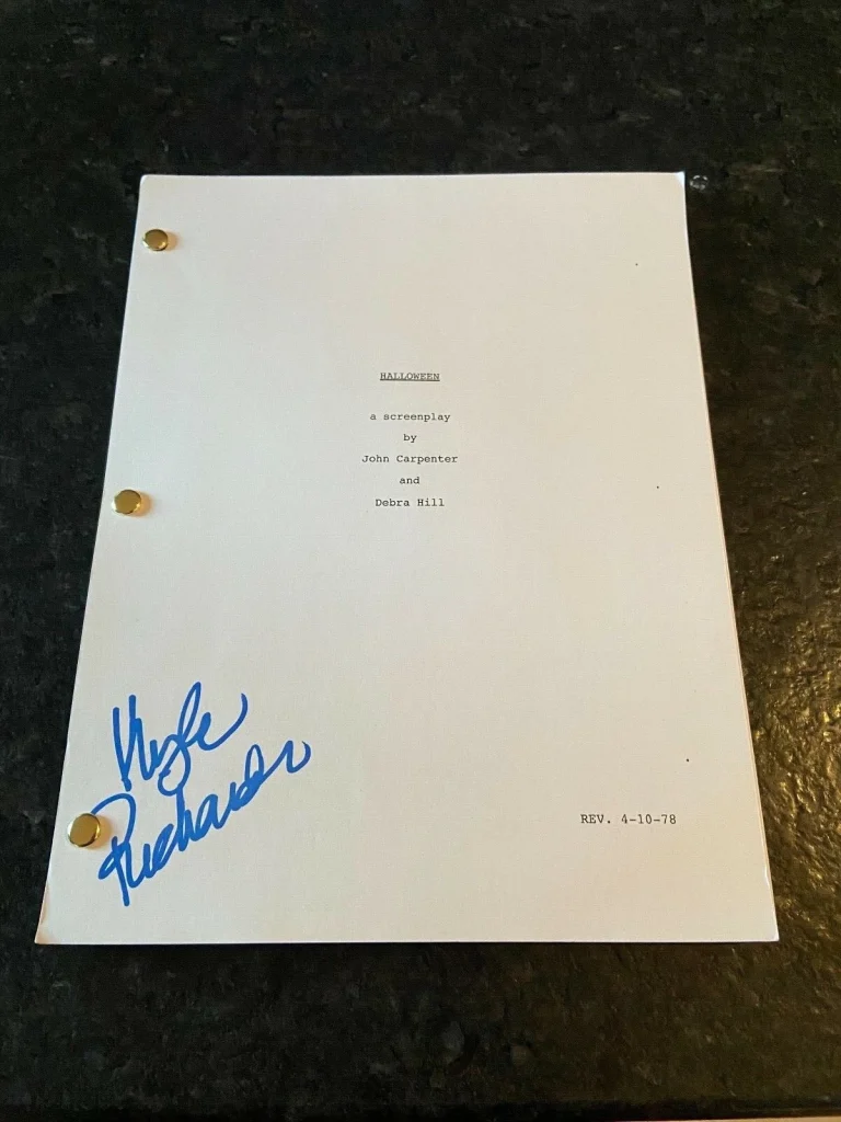 * KYLE RICHARDS * signed movie script * HALLOWEEN  * 3