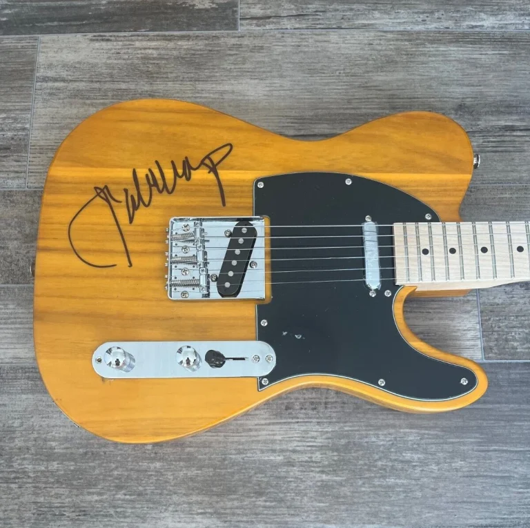 * JOHN MELLENCAMP  * signed guitar * COUGAR * JACK & DIANE * 2