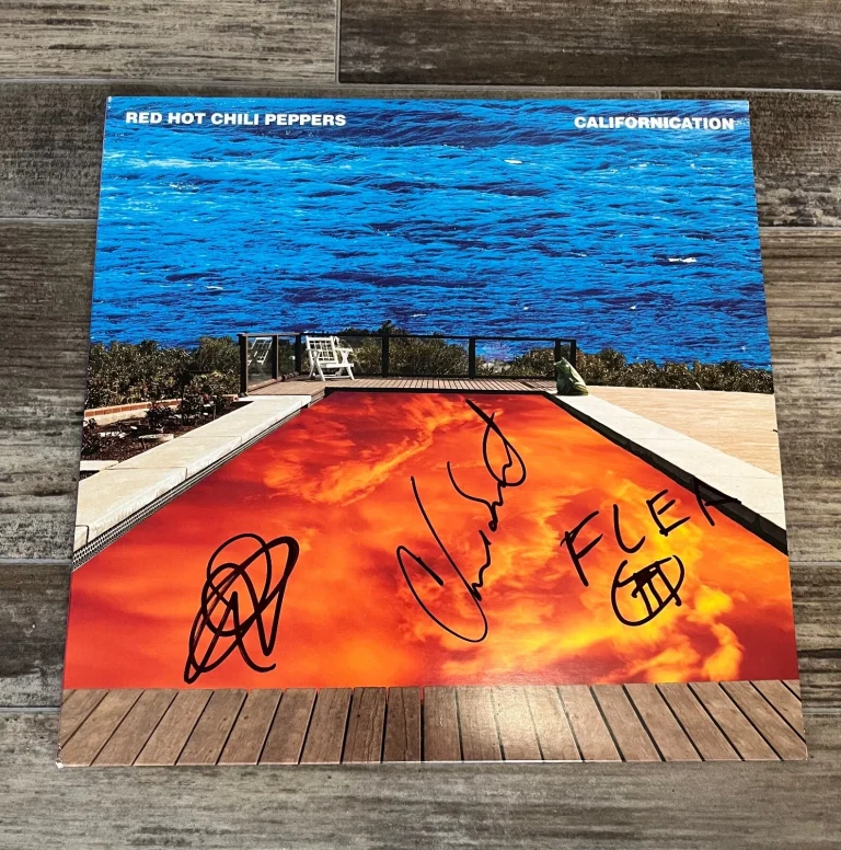 * RED HOT CHILI PEPPERS * signed vinyl album * CALIFORNICATION * JOHN, FLEA CHAD