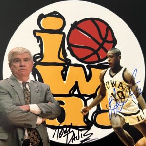 BJ ARMSTRONG & TOM DAVIS SIGNED 8x10 PHOTO IOWA HAWKEYES AUTOGRAPH COA