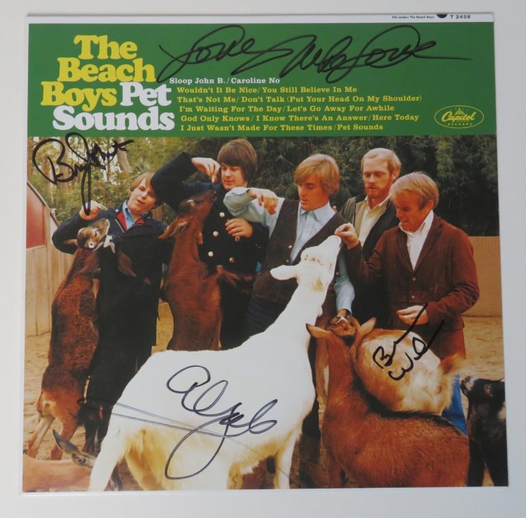 Brian Wilson THE BEACH BOYS Signed Autograph 