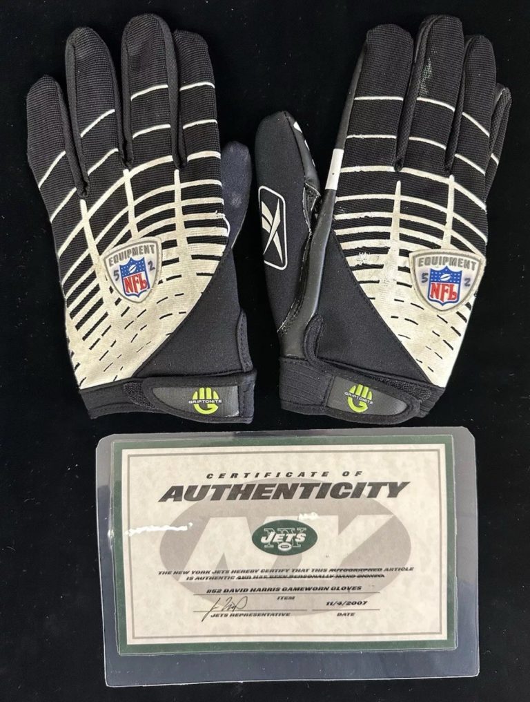 2007 David Harris #52 New York Jets NFL Game Used Pair Gloves JETS COA - PROOF