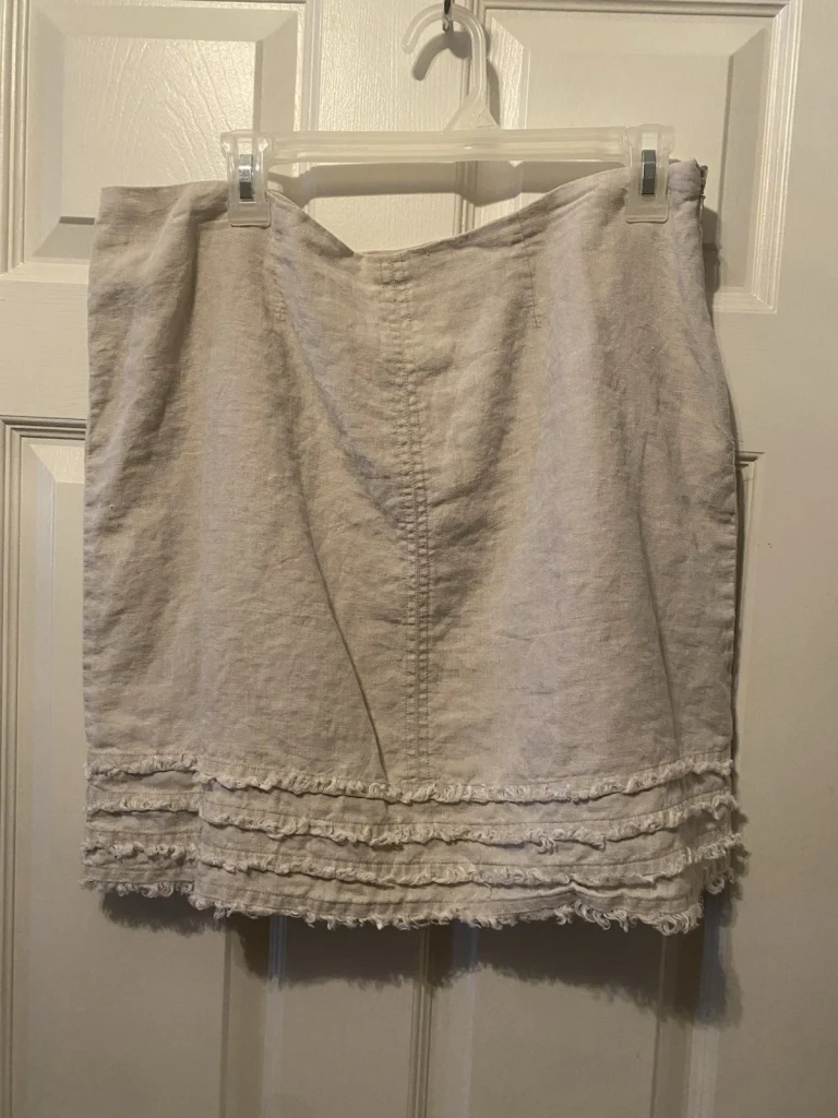 Tommy Bahama Skirt 12 Beige 100% Linen Ruffle Beachy Coastal Hawaiian Tropical