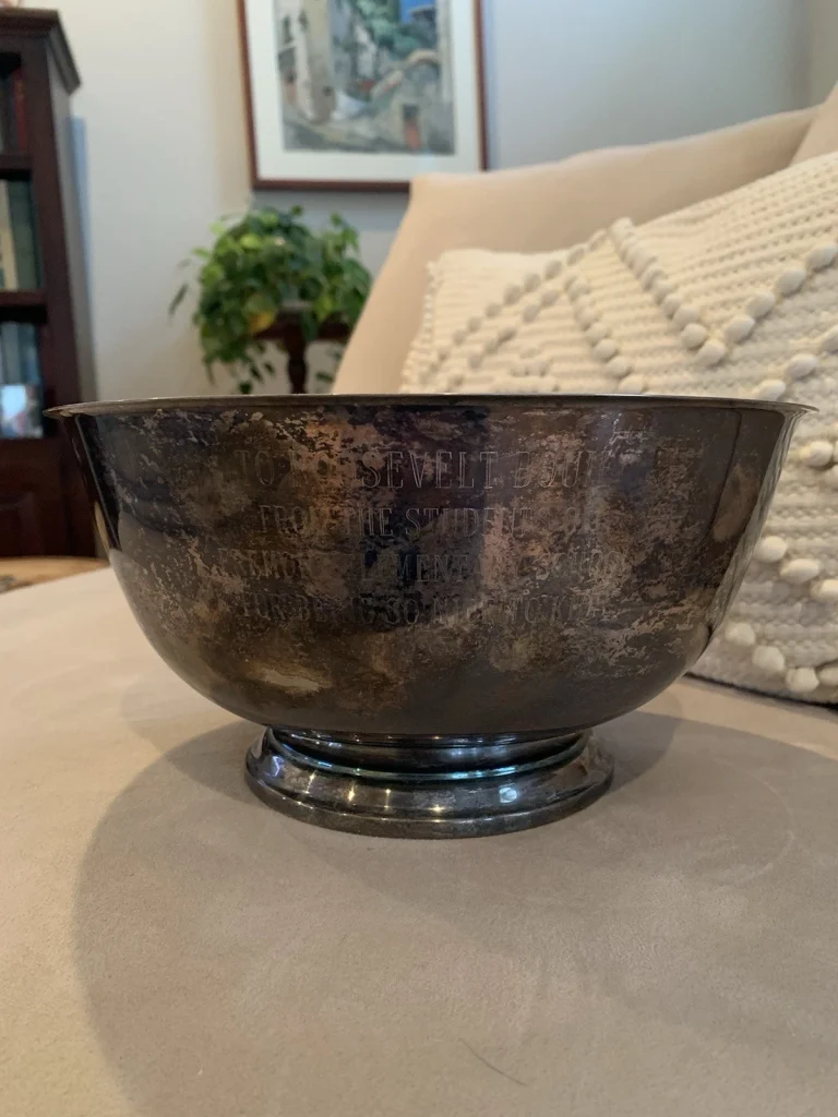 VINTAGE PRESENTATION BOWL GIVEN BY KIDS TO A SYRACUSE BASKETBALL LEGEND COLLECTIBLE MEMORABILIA