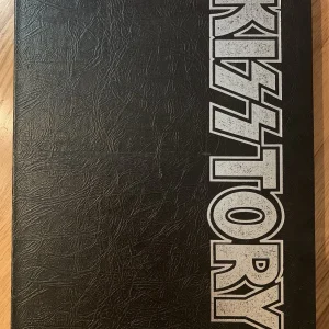 KISSTORY AMAZING+HUGE HARDCOVER BOOK INCREDIBLE PICTURES+ARTICLES KISS
