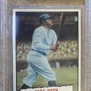 1961 TOPPS #401 Babe Ruth Hits 60th Homer Yankees HOF Beckett BVG 8