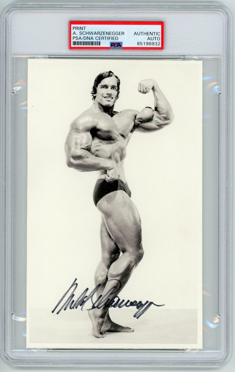 PSA/DNA Arnold Schwarzenegger Autographed Original Body Builder Photograph Print