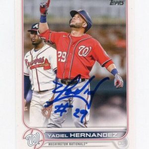YADIEL HERNANDEZ SIGNED 2022 TOPPS BASEBALL CARD AUTO
