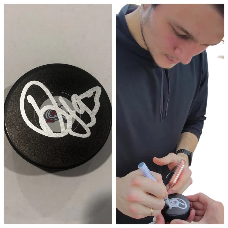ZAKHAR BARDAKOV SIGNED COLORADO AVALANCHE HOCKEY PUCK W/ CASE COA COLLECTIBLE MEMORABILIA