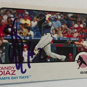 YANDY DIAZ SIGNED 2022 TOPPS HERITAGE BASEBALL CARD AUTO