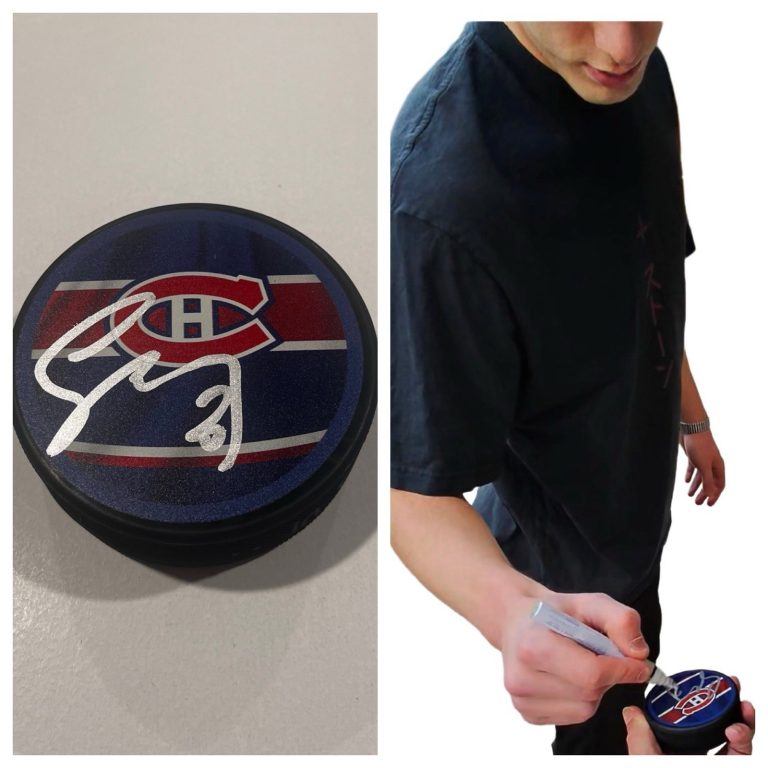 JURAJ SLAFKOVSKY SIGNED MONTREAL CANADIENS HOCKEY PUCK W/ CASE COA