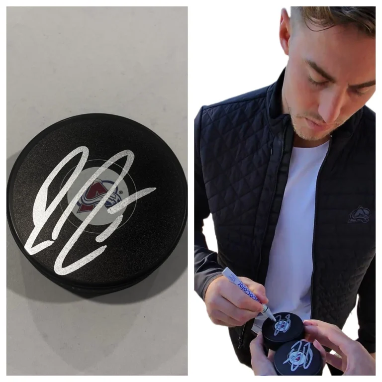 ROSS COLTON SIGNED COLORADO AVALANCHE HOCKEY PUCK W/ CASE COA
