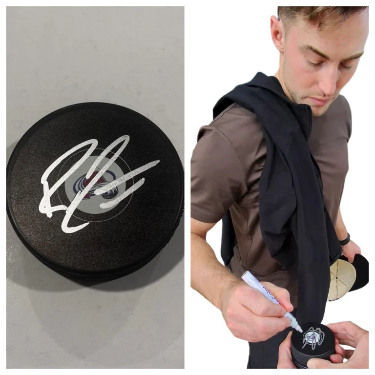 ROSS COLTON SIGNED COLORADO AVALANCHE HOCKEY PUCK W/ CASE COA