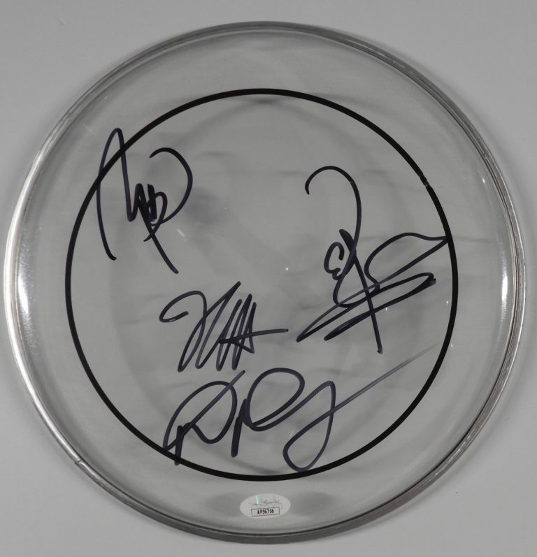 STONE TEMPLE PILOTS SIGNED AUTOGRAPH DRUM HEAD JSA COA 10″ COLLECTIBLE MEMORABILIA