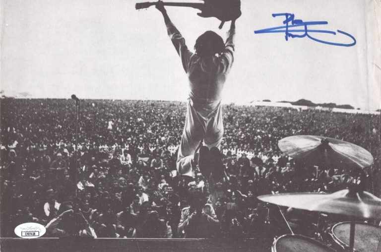 Pete Townshend Signed Autograph 8X12 Photo - Vintage Full Signature w/ JSA COA