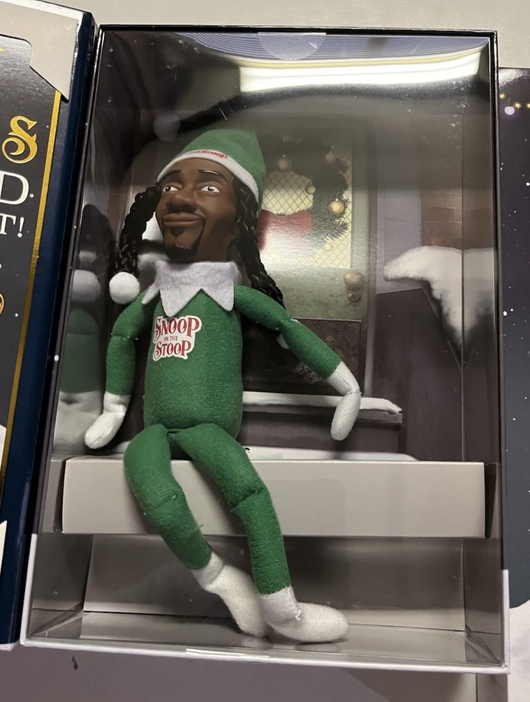 Snoop Dogg on the Stoop 2025 Edition Christmas Doll Pack New NIB